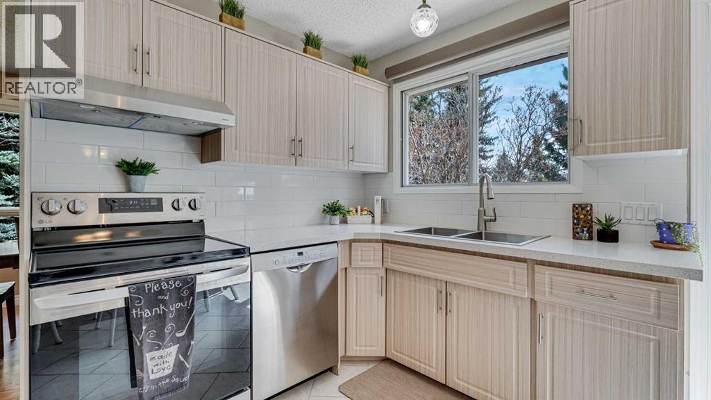 504 Suntree Place, Okotoks, Alberta  T1S 1B9 - Photo 14 - A2304932