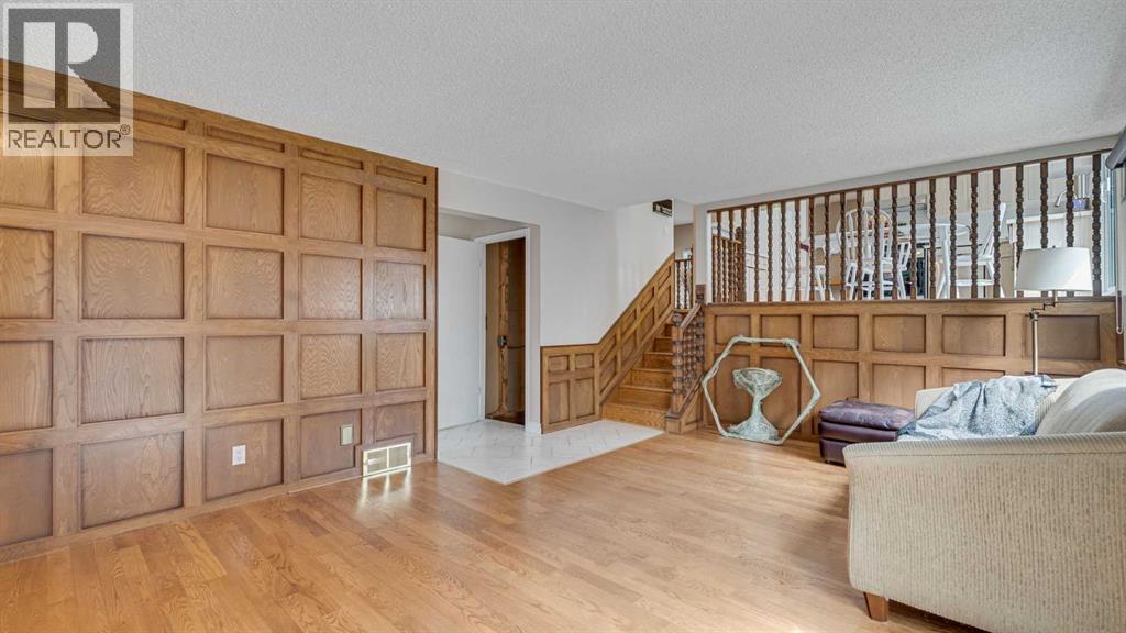 504 Suntree Place, Okotoks, Alberta  T1S 1B9 - Photo 19 - A2304932