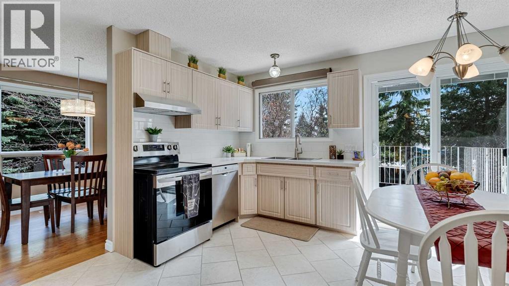 504 Suntree Place, Okotoks, Alberta  T1S 1B9 - Photo 12 - A2304932