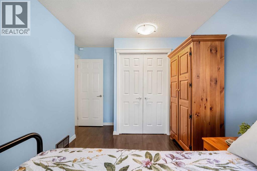 124 Lake Adams Green SE, Calgary, Alberta  T2J 3N4 - Photo 25 - A2305531