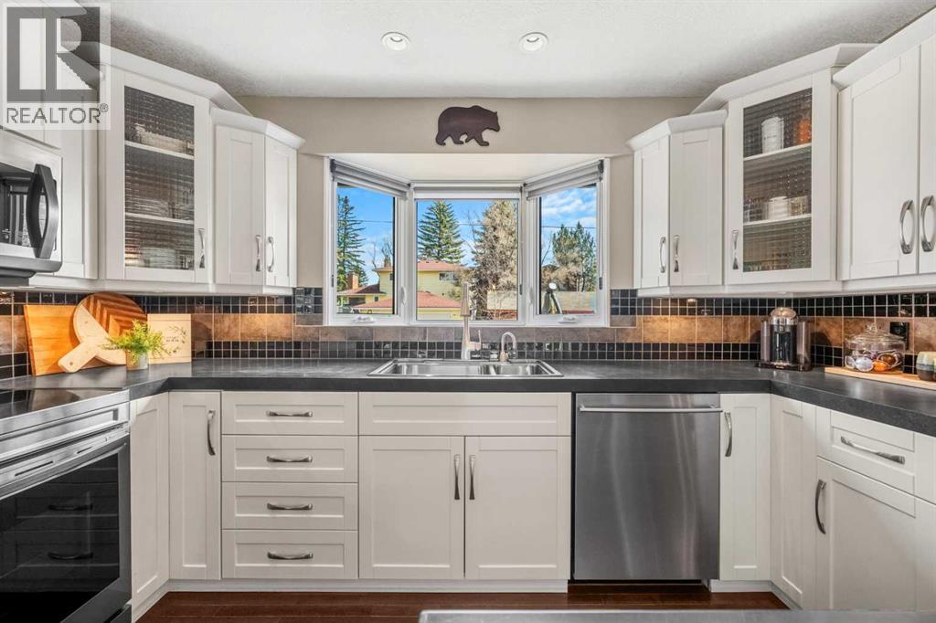 124 Lake Adams Green SE, Calgary, Alberta  T2J 3N4 - Photo 14 - A2305531