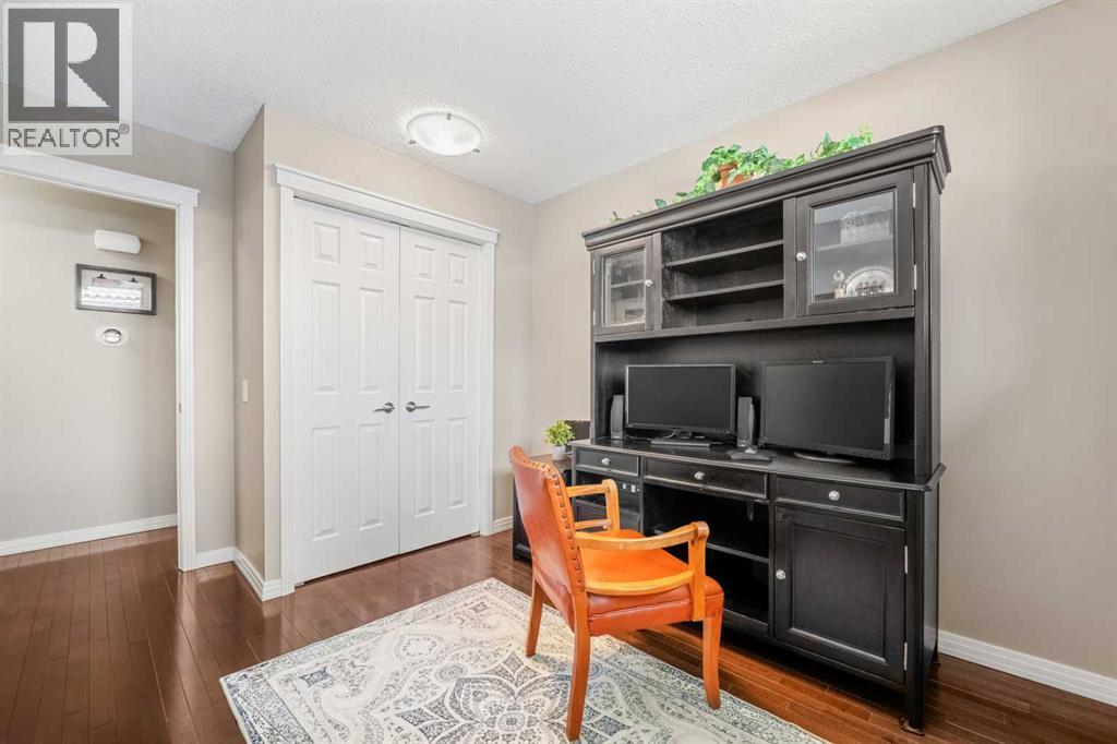 124 Lake Adams Green SE, Calgary, Alberta  T2J 3N4 - Photo 23 - A2305531