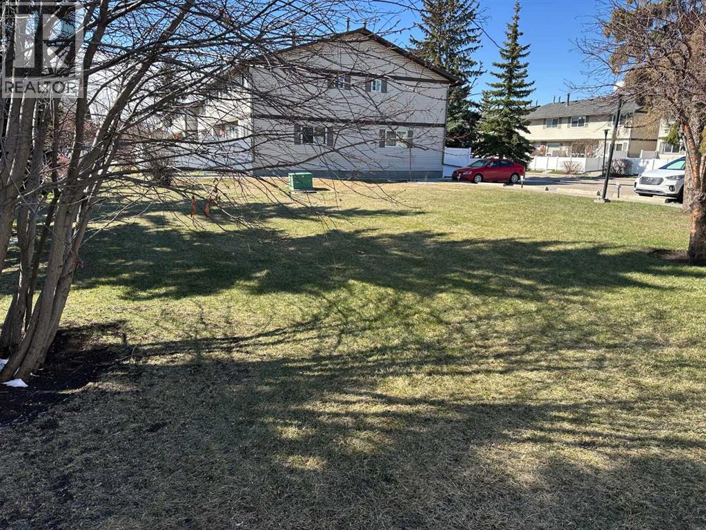 100, 740 Bracewood Drive SW, Calgary, Alberta  T2W 3N3 - Photo 43 - A2305600
