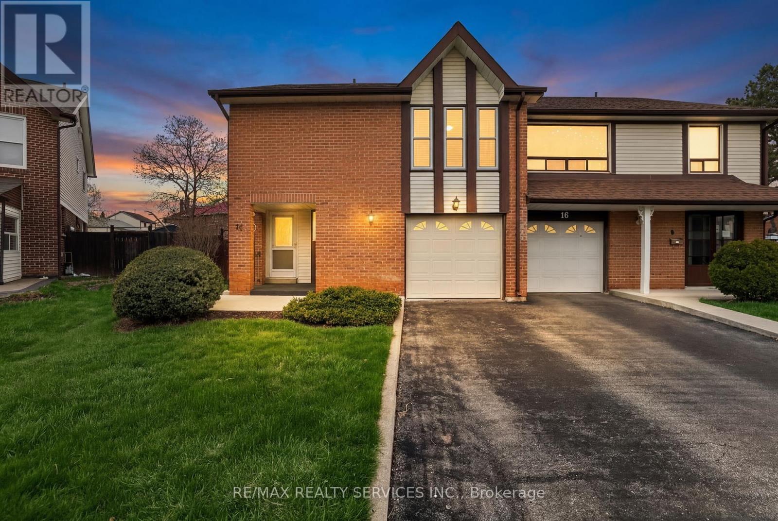 14 BRIGHTON PLACE, Brampton, Ontario