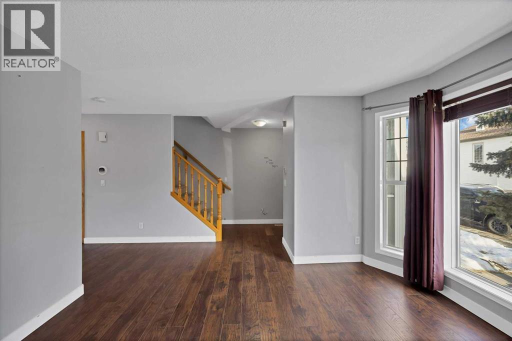 107 Taravista Street NE, Calgary, Alberta  T3J 4S3 - Photo 7 - A2279008