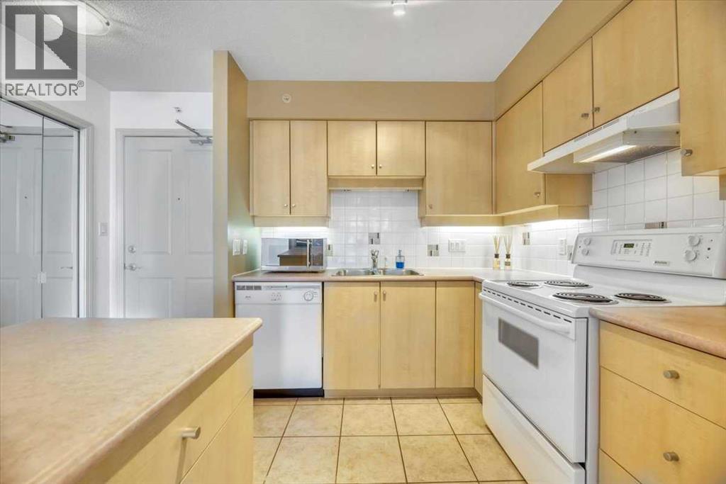 804, 650 10 Street SW, Calgary, Alberta  T2P 5G4 - Photo 6 - A2283684