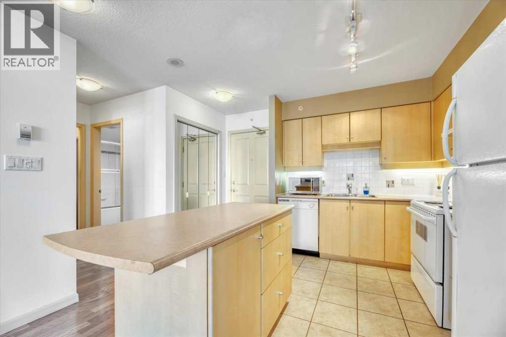 804, 650 10 Street SW, Calgary, Alberta  T2P 5G4 - Photo 5 - A2283684