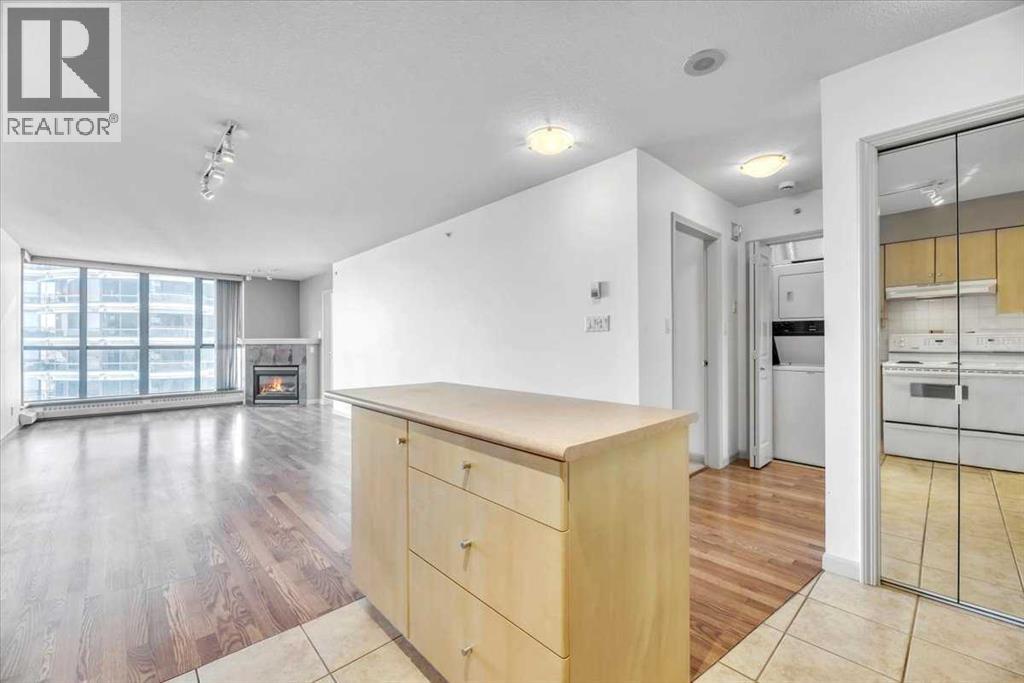 804, 650 10 Street SW, Calgary, Alberta  T2P 5G4 - Photo 9 - A2283684