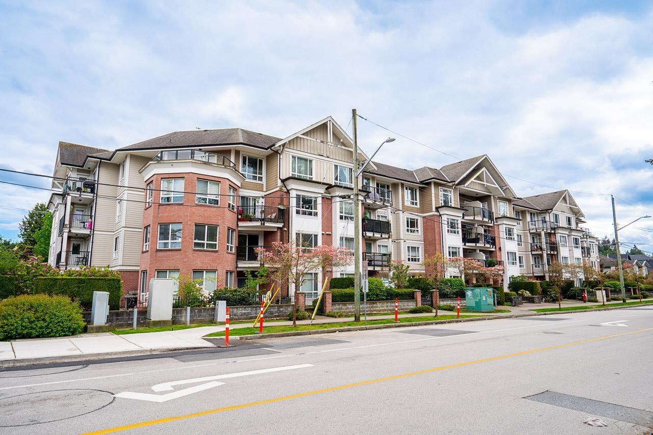 215 14960 102a Avenue, Surrey, British Columbia  V3R 6A3 - Photo 2 - R3117262