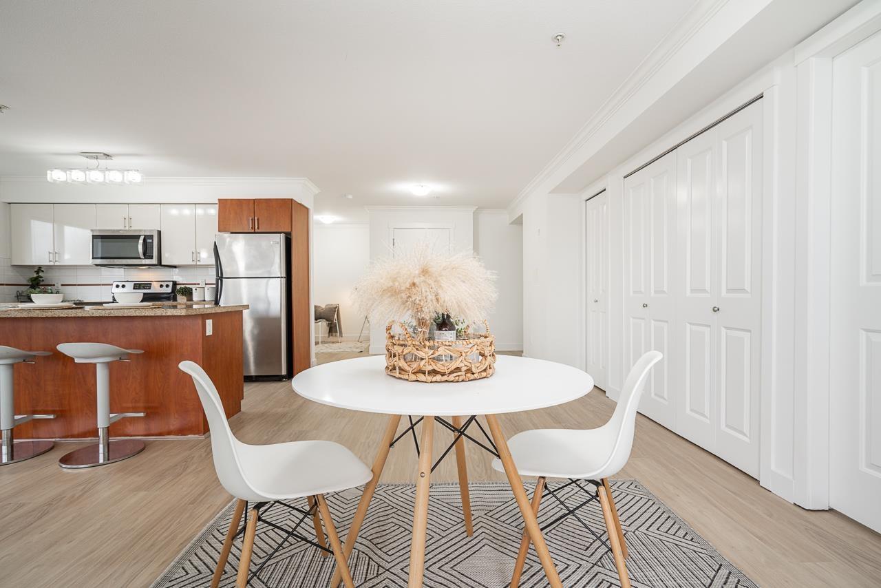 215 14960 102a Avenue, Surrey, British Columbia  V3R 6A3 - Photo 8 - R3117262