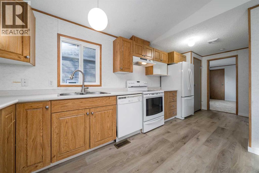 103 1 Avenue E, Bow Island, Alberta  T0K 0G0 - Photo 12 - A2282945