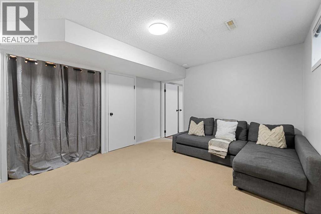 215 Prestwick Heights SE, Calgary, Alberta  T2Z 4K3 - Photo 18 - A2303319
