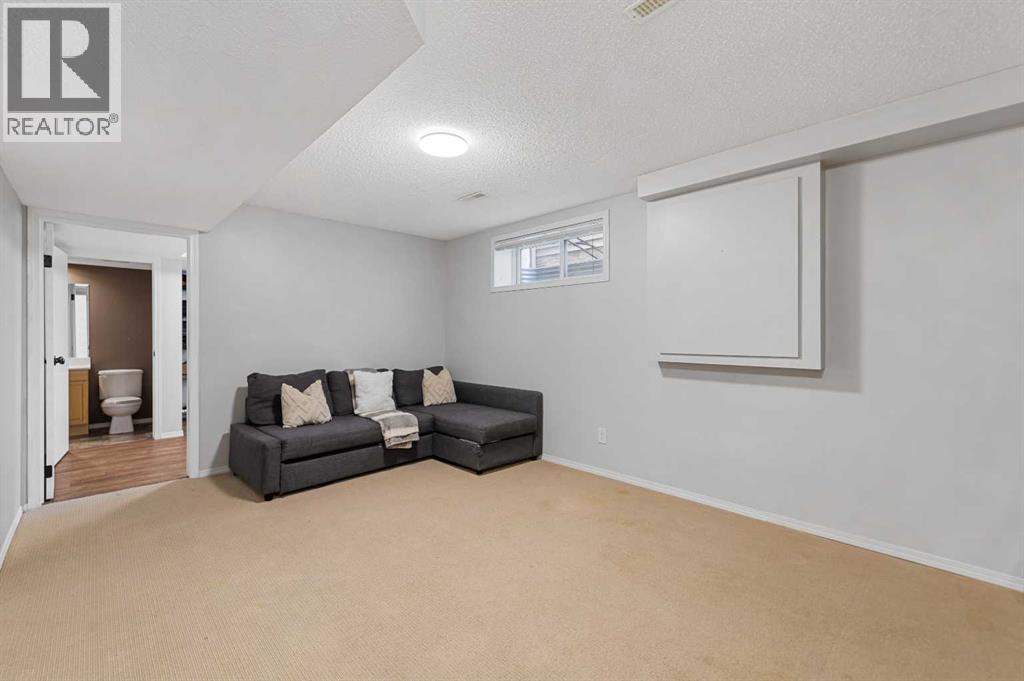 215 Prestwick Heights SE, Calgary, Alberta  T2Z 4K3 - Photo 17 - A2303319