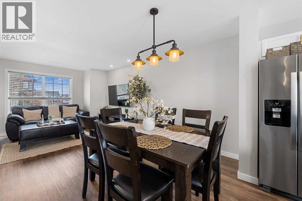 215 Prestwick Heights SE, Calgary, Alberta  T2Z 4K3 - Photo 4 - A2303319
