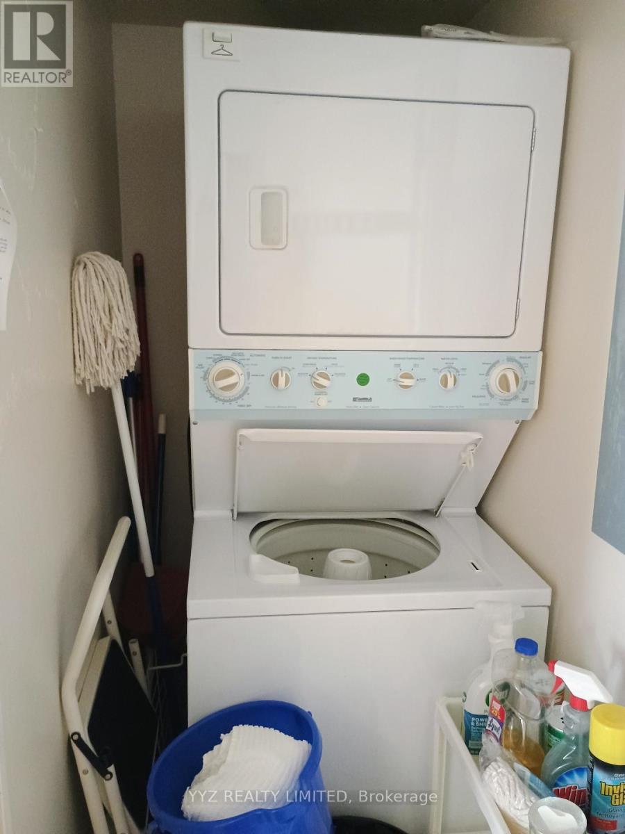 1110 - 1101 Steeles Avenue W, Toronto (Westminster-Branson), Ontario  M2R 3W5 - Photo 21 - C13060674