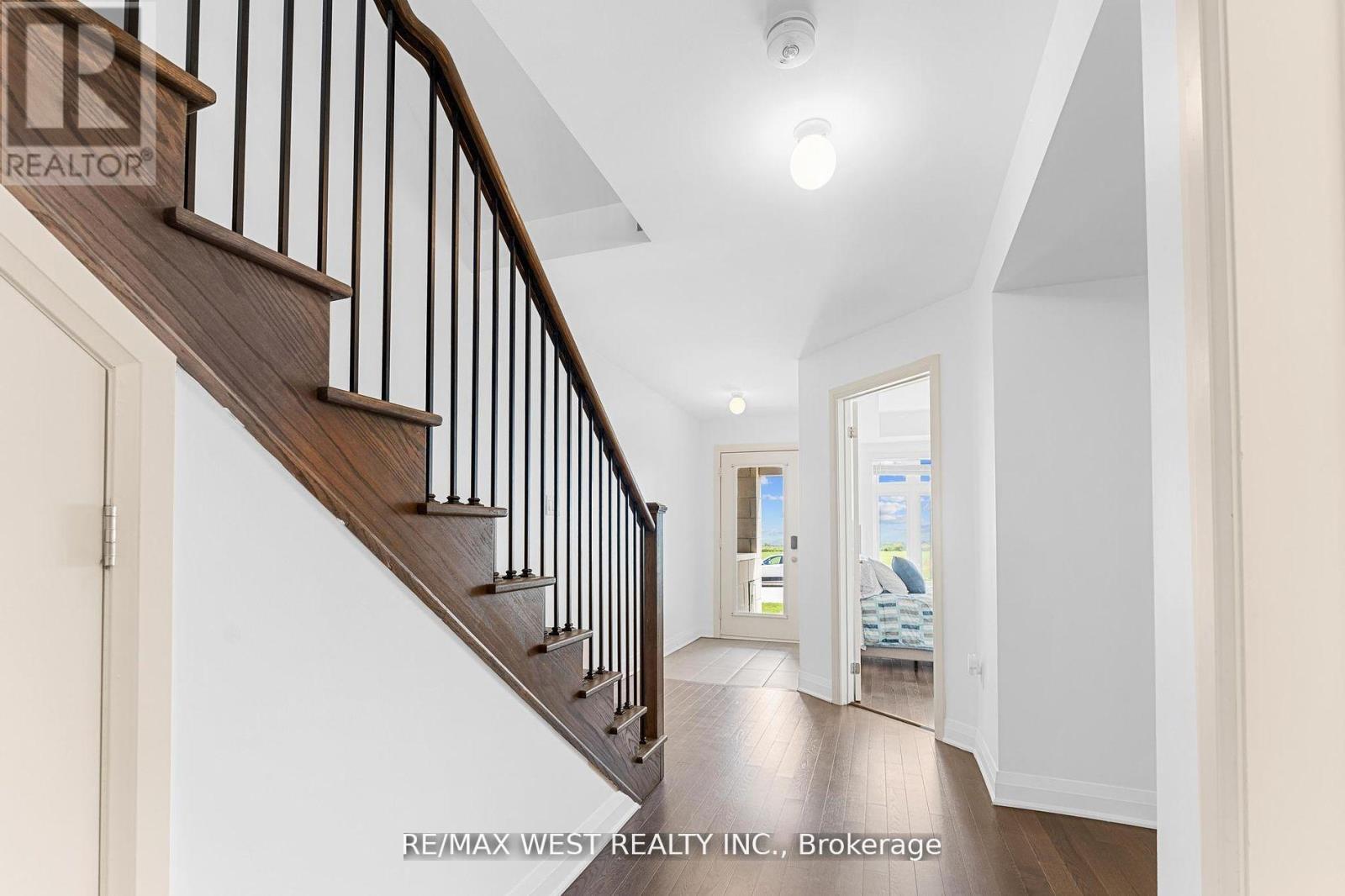 787 Port Darlington Road, Clarington, Ontario  L1C 3K5 - Photo 8 - E13060652