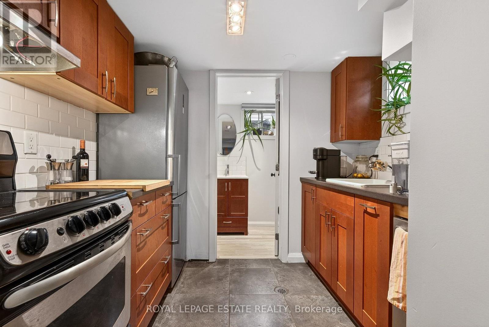 87 Midland Avenue, Toronto, Ontario  M1N 3Z8 - Photo 34 - E13060698