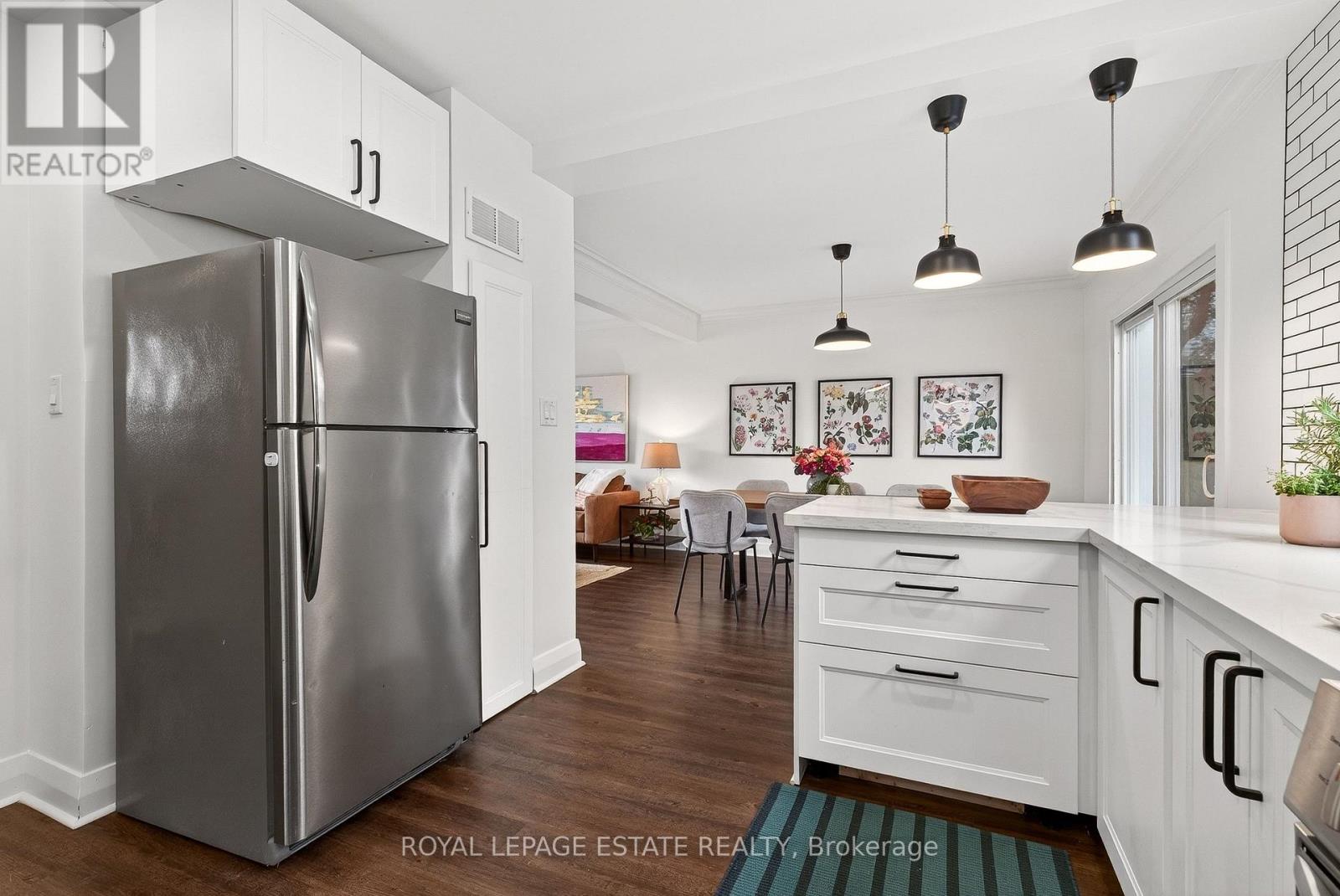 87 Midland Avenue, Toronto, Ontario  M1N 3Z8 - Photo 9 - E13060698