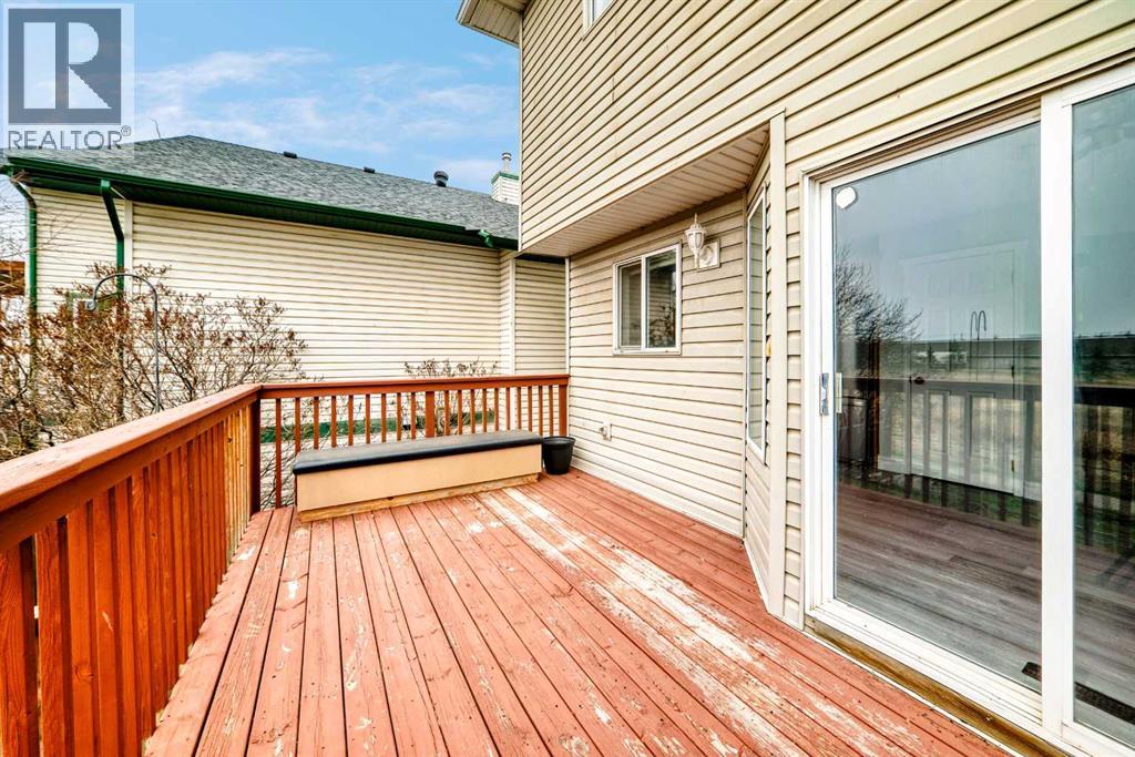 47 Silver Creek Boulevard NW, Airdrie, Alberta  T4B 2P6 - Photo 25 - A2298960