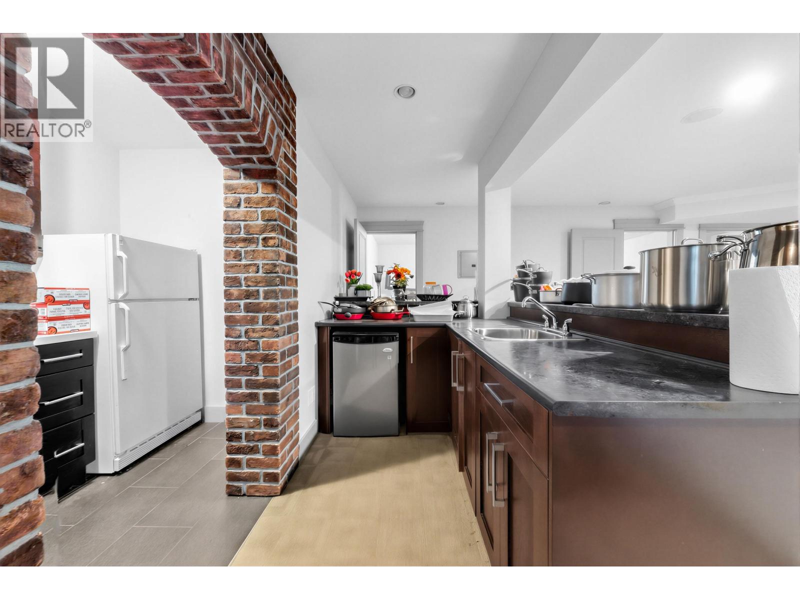 1321 Kingston Street, Coquitlam, British Columbia  V3E 0H4 - Photo 32 - R3117626