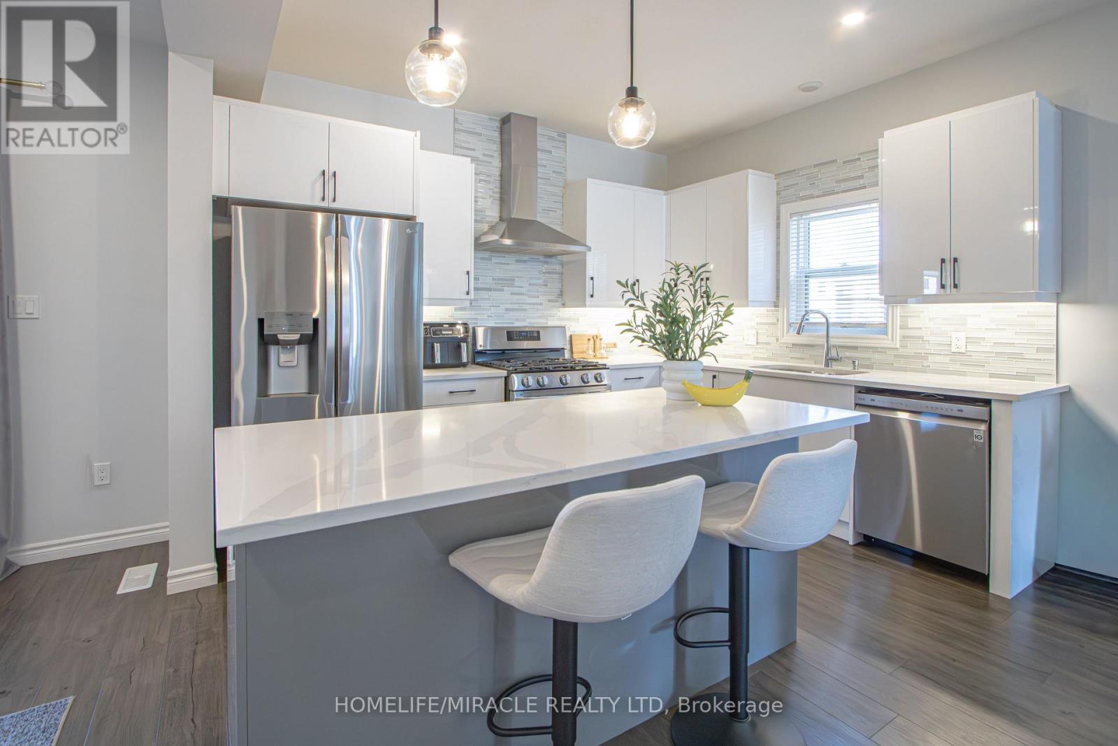 274 Middleton Avenue, London South, Ontario  N6L 0E9 - Photo 14 - X12998904