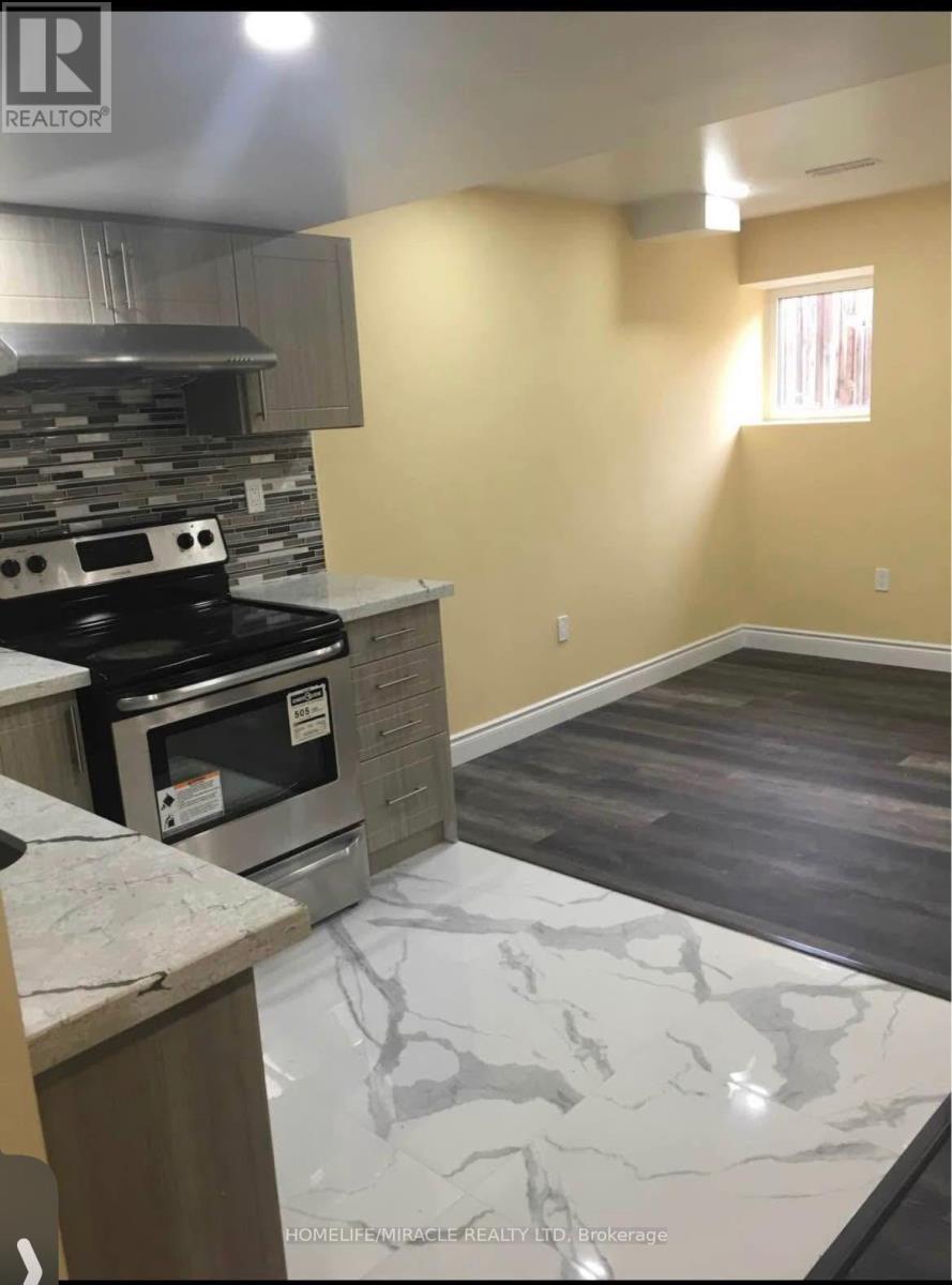 55 CHESTERWOOD CRESCENT, Brampton, Ontario