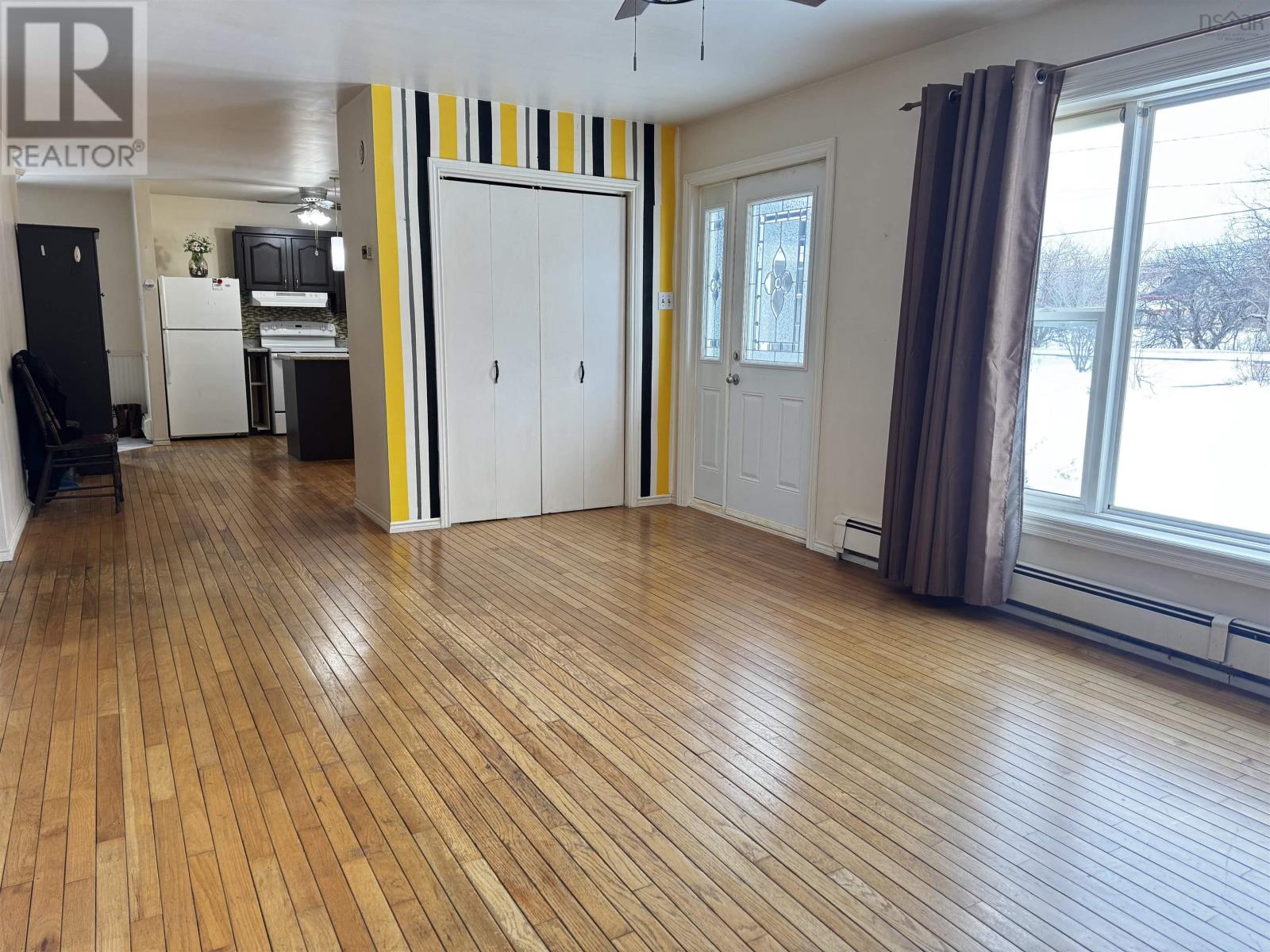 6221 Seaside Drive, Gardiner Mines, Nova Scotia  B1H 5K4 - Photo 11 - 202604000