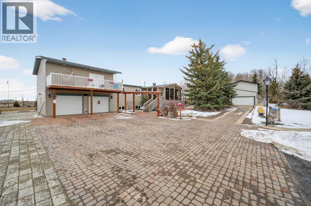 10 & 20, 30245 Range Road 12, Rural Mountain View County, Alberta
