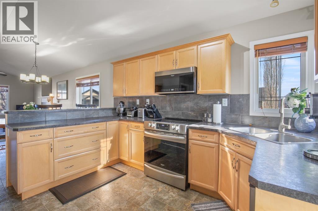 171 Vickers Close, Red Deer, Alberta  T4R 0C9 - Photo 8 - A2305747