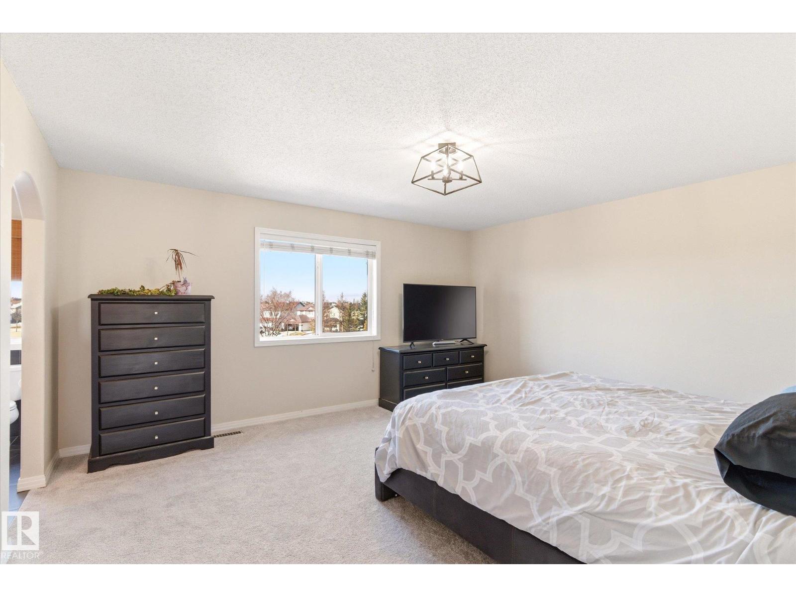 8027 3 Av Sw, Edmonton, Alberta  T6X 1K6 - Photo 23 - E4484736