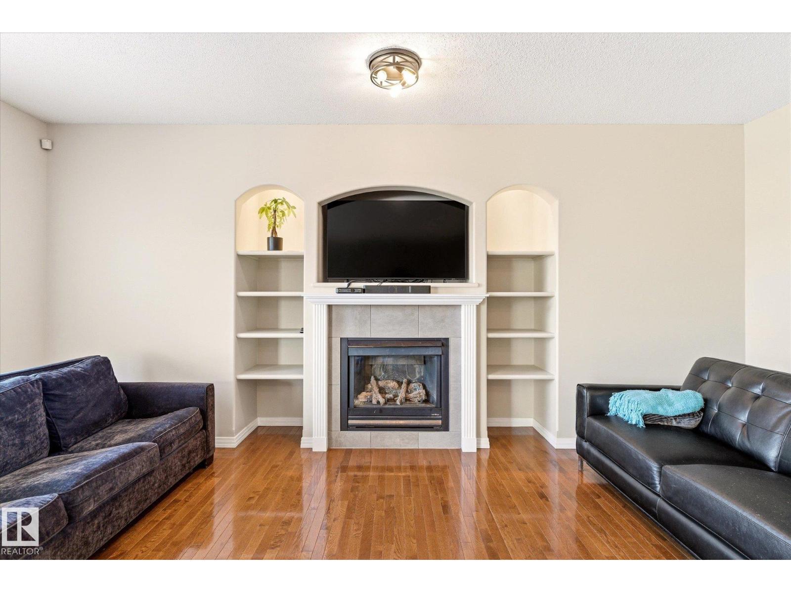 8027 3 Av Sw, Edmonton, Alberta  T6X 1K6 - Photo 7 - E4484736