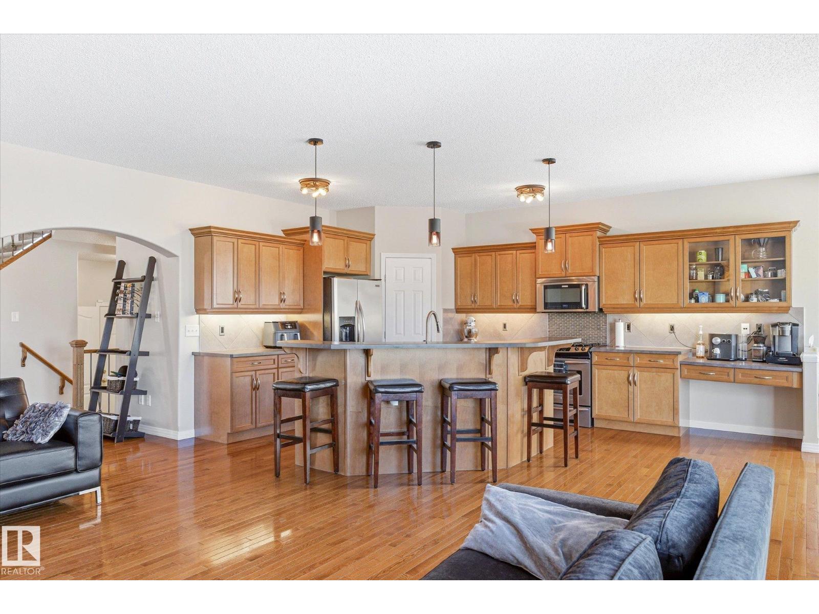 8027 3 Av Sw, Edmonton, Alberta  T6X 1K6 - Photo 10 - E4484736