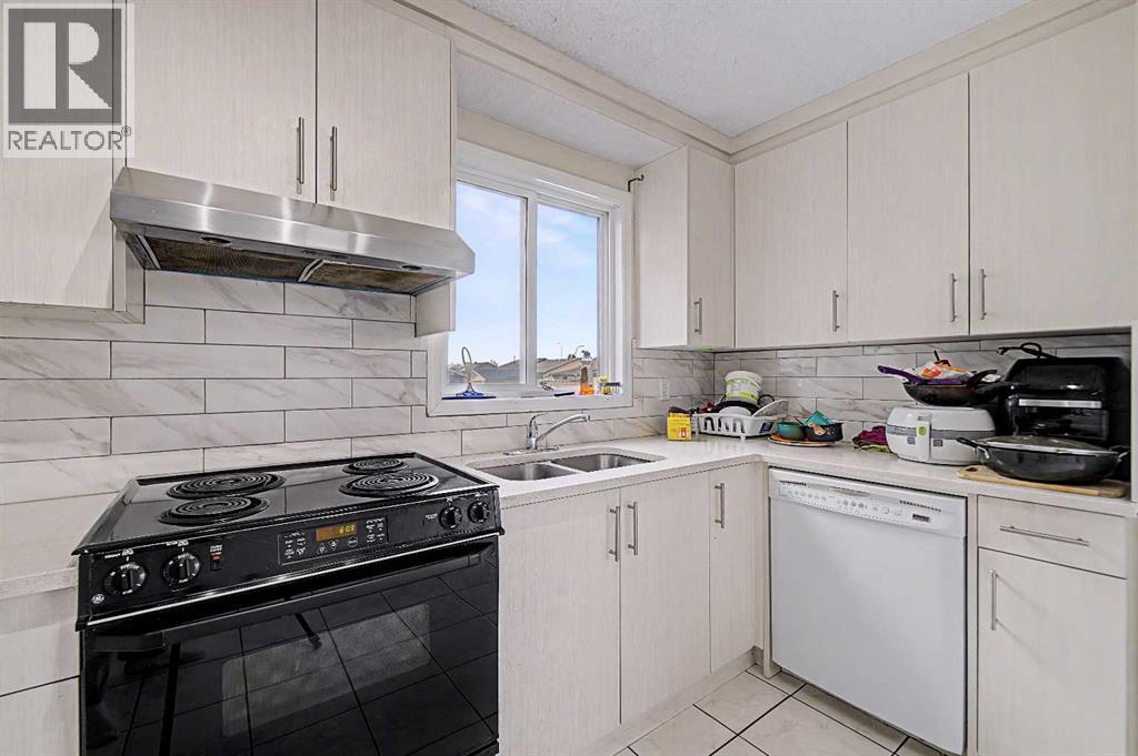 48 Whitworth Way NE, Calgary, Alberta  T1Y 6A8 - Photo 13 - A2304092