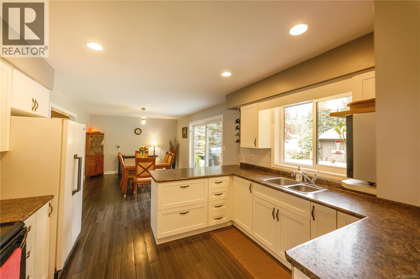 2042 Cedar Rd, Nanaimo, British Columbia  V9X 1J4 - Photo 10 - 1032421