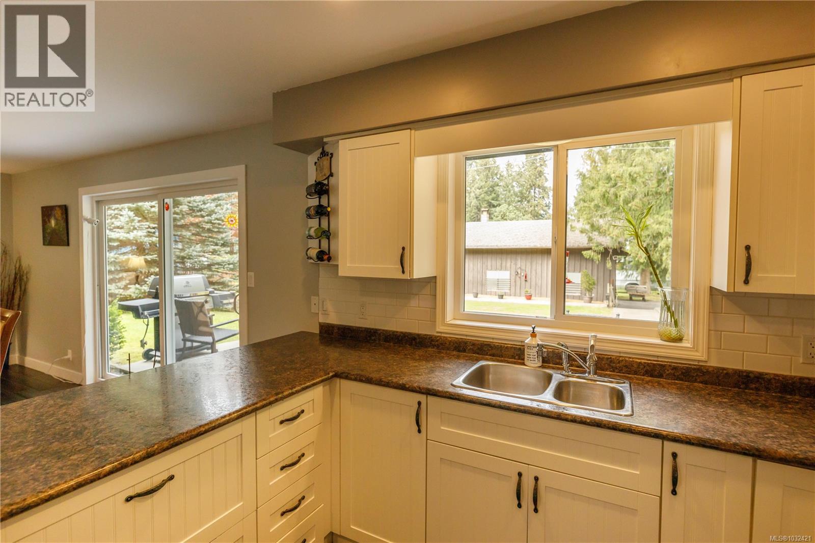 2042 Cedar Rd, Nanaimo, British Columbia  V9X 1J4 - Photo 13 - 1032421