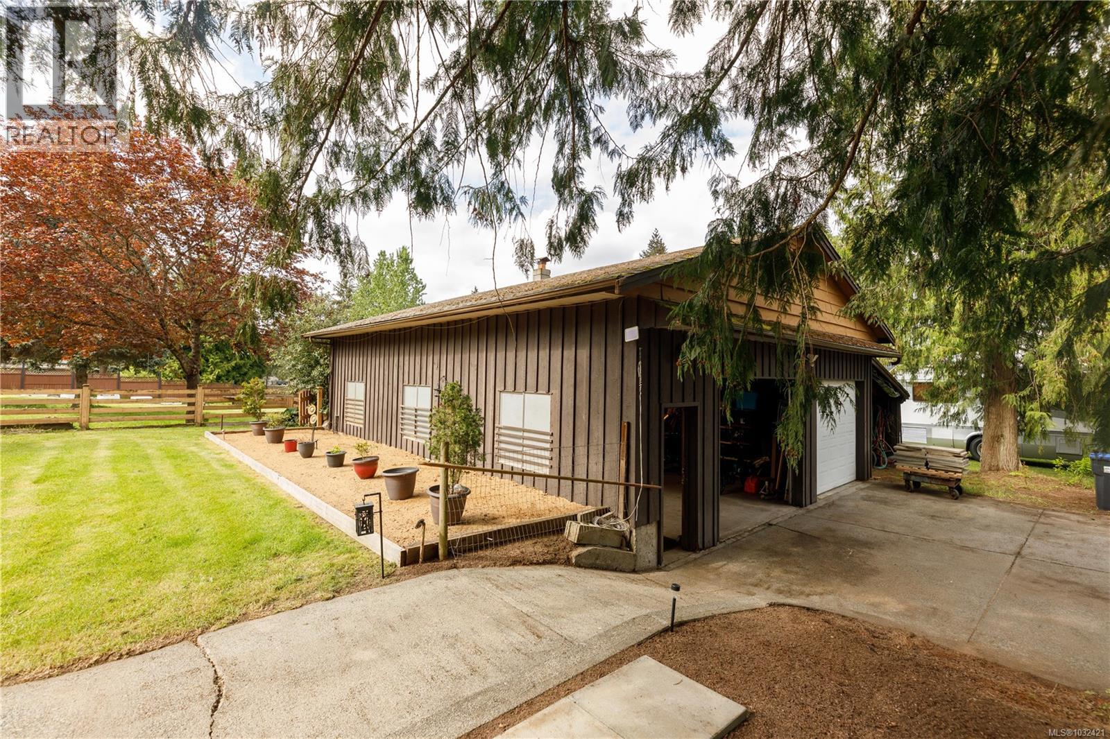 2042 Cedar Rd, Nanaimo, British Columbia  V9X 1J4 - Photo 5 - 1032421