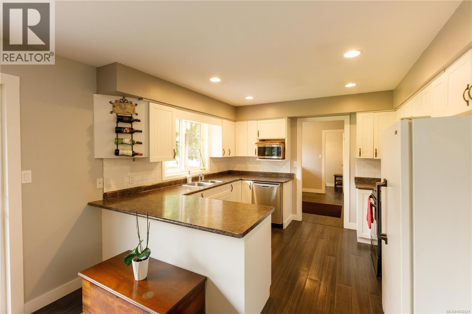 2042 Cedar Rd, Nanaimo, British Columbia  V9X 1J4 - Photo 8 - 1032421