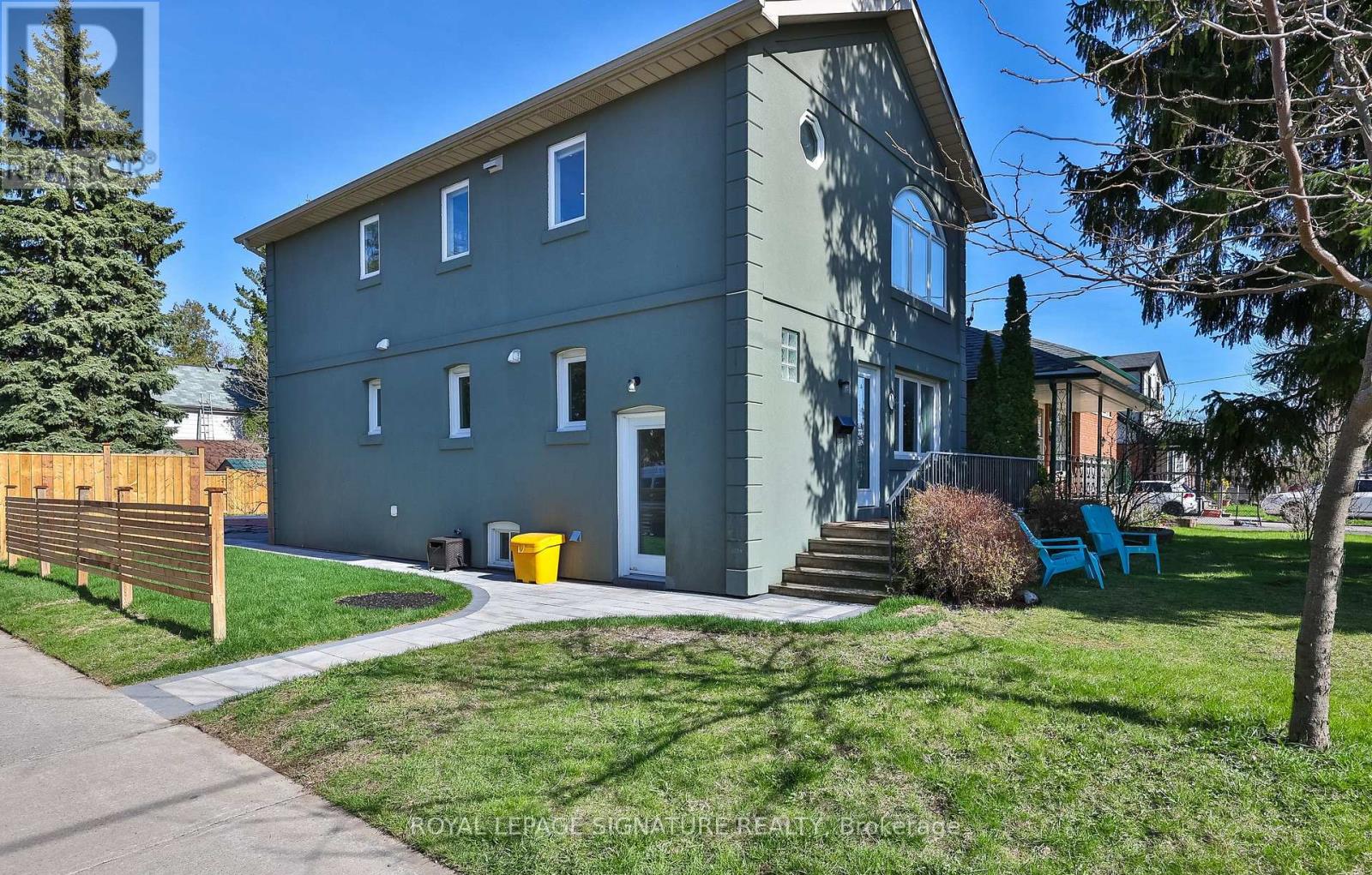 71 South Bonnington Avenue, Toronto, Ontario  M1N 3M2 - Photo 2 - E13057390