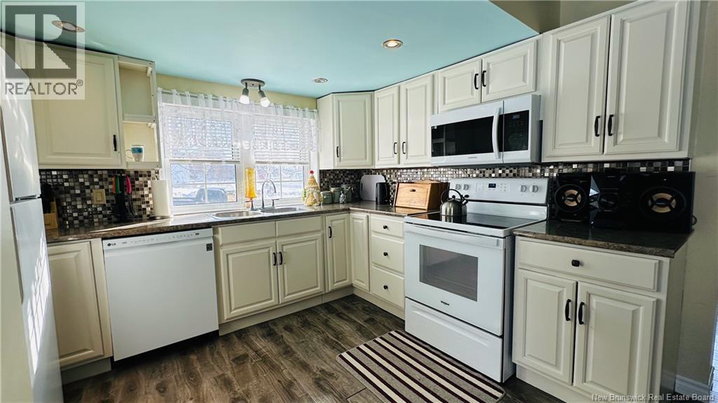 834 Central Street, Centreville, New Brunswick  E7K 2E7 - Photo 18 - NB132043