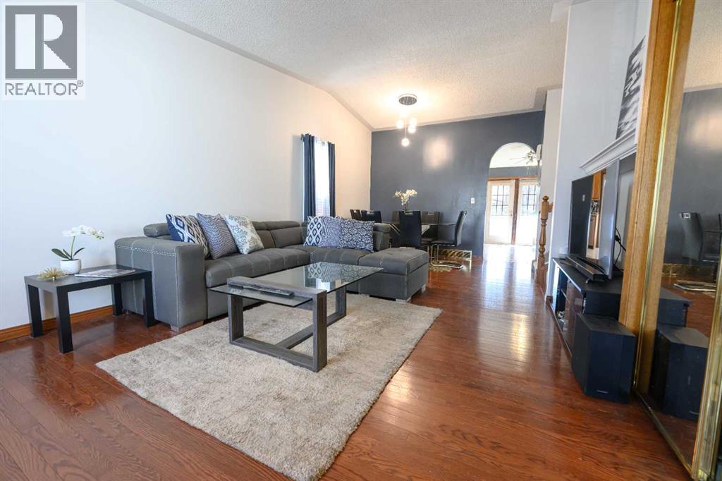 9513 63 Avenue, Grande Prairie, Alberta  T8W 2G1 - Photo 4 - A2305754