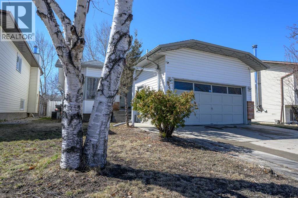 9513 63 Avenue, Grande Prairie, Alberta  T8W 2G1 - Photo 1 - A2305754