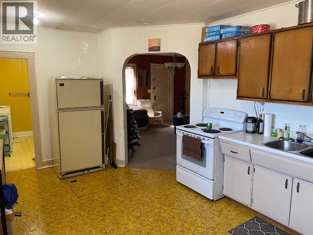 4901 46 Avenue, Spirit River, Alberta  T0H 3G0 - Photo 3 - A2305808