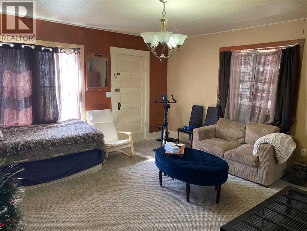 4901 46 Avenue, Spirit River, Alberta  T0H 3G0 - Photo 5 - A2305808