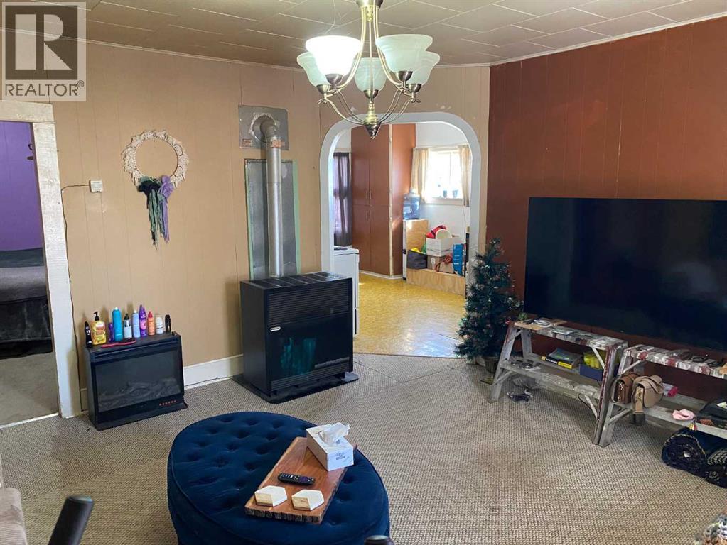 4901 46 Avenue, Spirit River, Alberta  T0H 3G0 - Photo 6 - A2305808