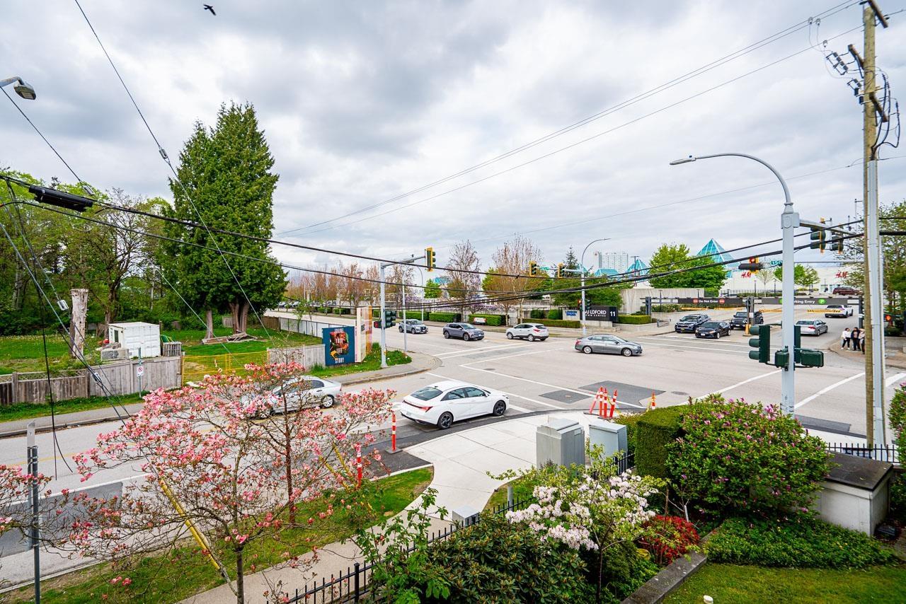 215 14960 102a Avenue, Surrey, British Columbia  V3R 6A3 - Photo 32 - R3117262