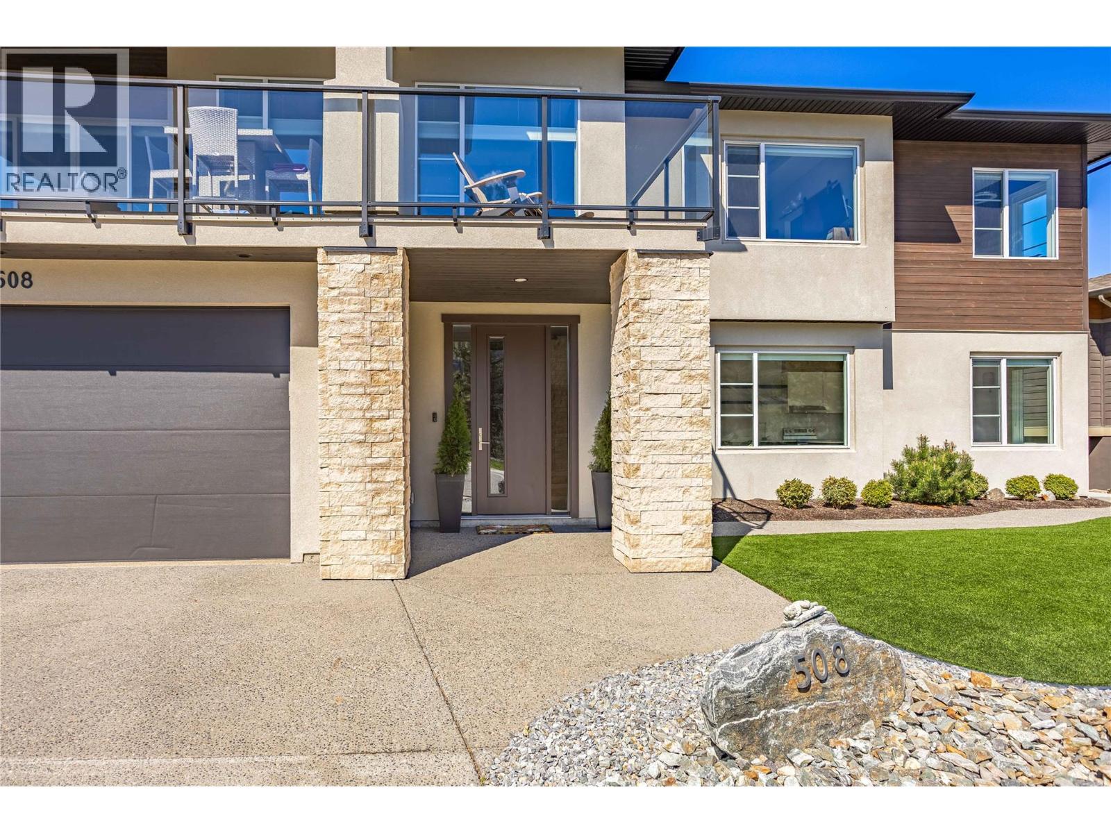 508 Carnoustie Drive, Kelowna, British Columbia  V1P 1R7 - Photo 2 - 10384409