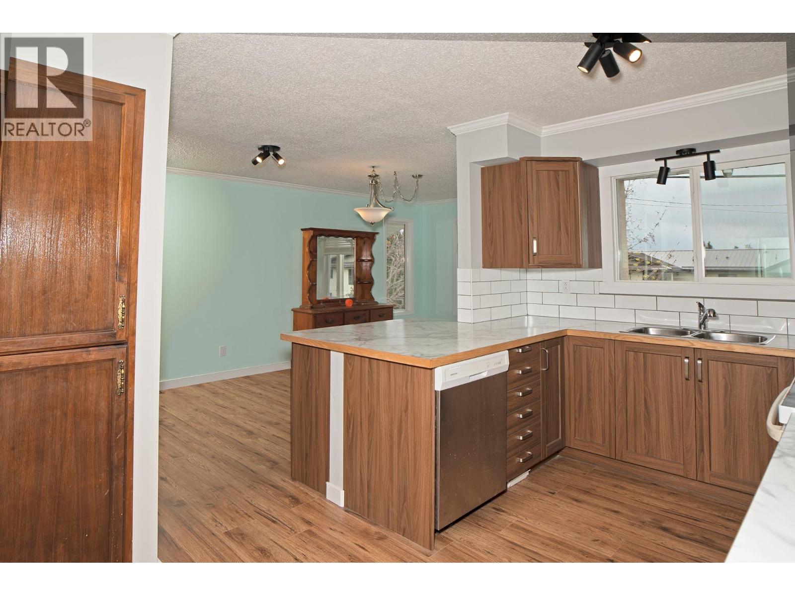1828 Hurl Street, Creston, British Columbia  V0B 1G5 - Photo 14 - 10384713
