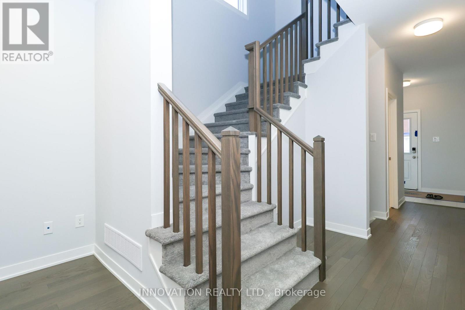 1033 Elixir Place, Ottawa, Ontario  K2W 0P3 - Photo 3 - X13060720