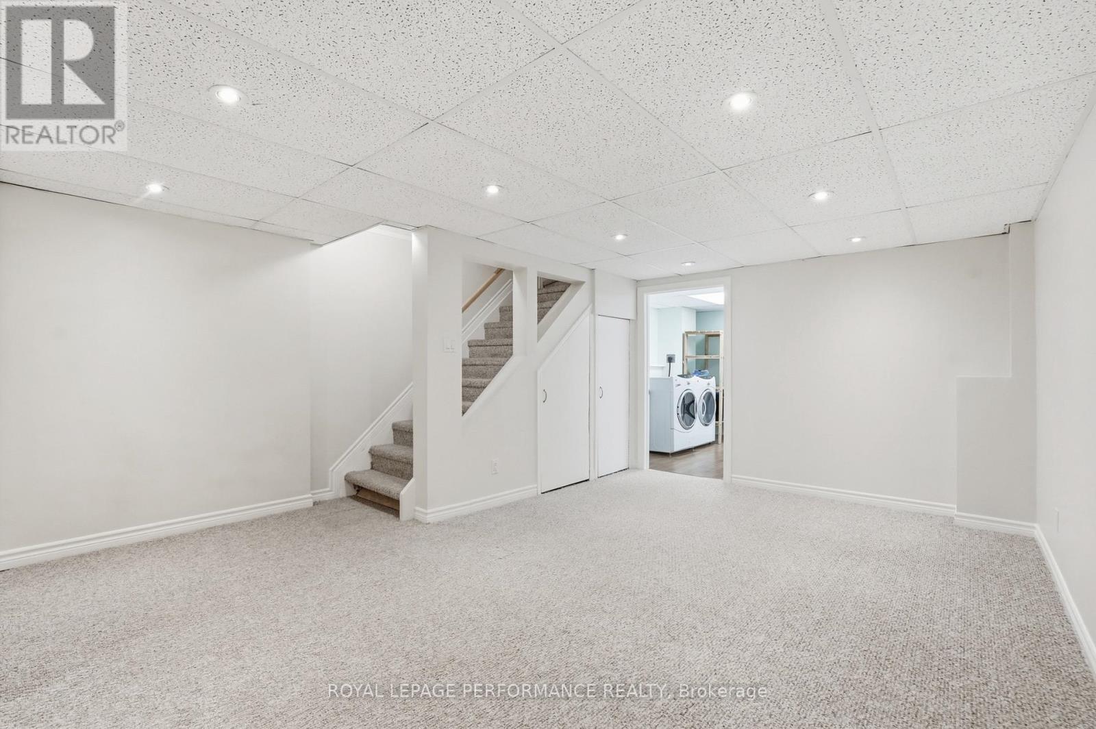 6442 Bilberry Drive, Ottawa, Ontario  K1C 4P3 - Photo 21 - X12968688