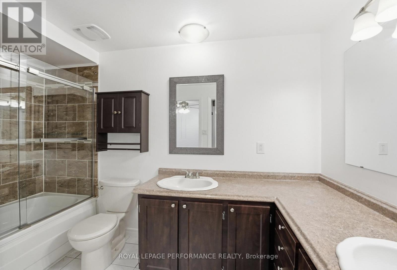 6442 Bilberry Drive, Ottawa, Ontario  K1C 4P3 - Photo 16 - X12968688